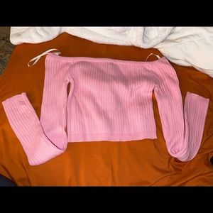Pink long sleeve crop top